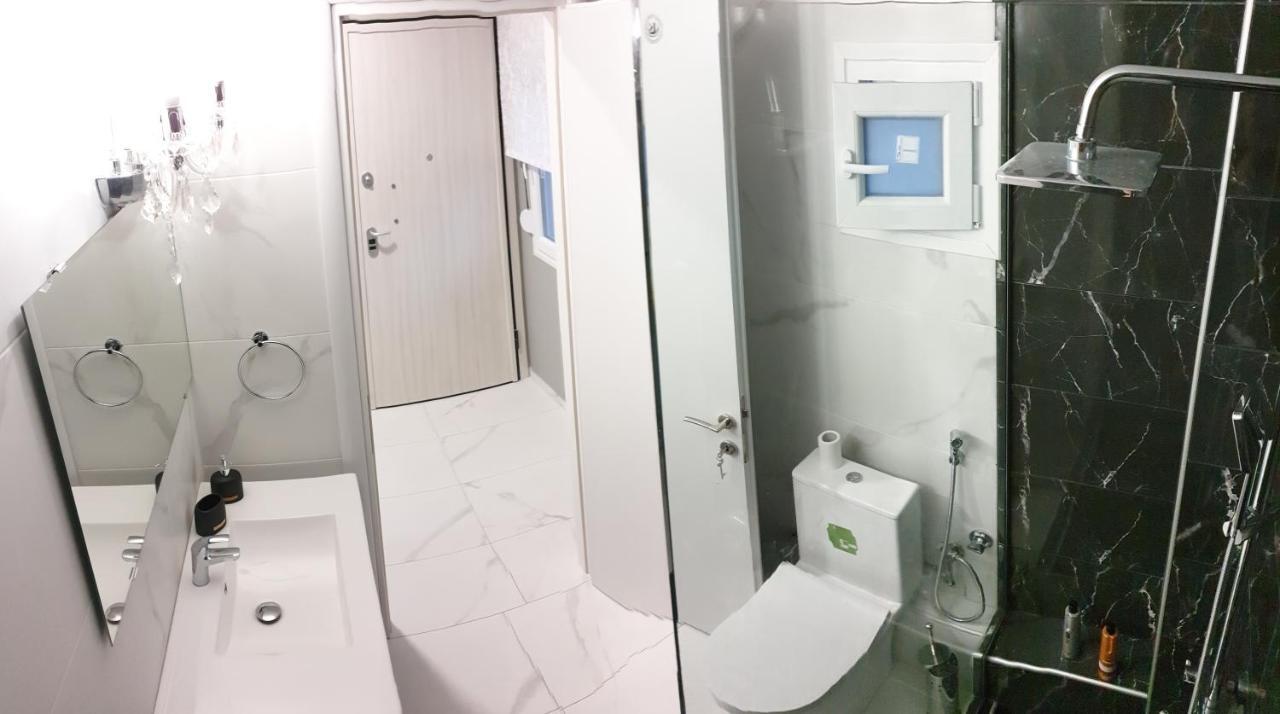 Diamond Lux Apartment PalaiónTsiflíkion 외부 사진